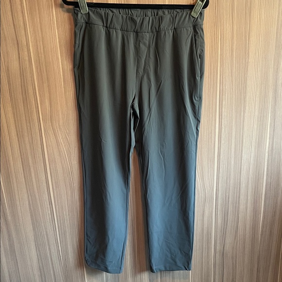 Vuori Pants - Vuori Gray Ankle Pants